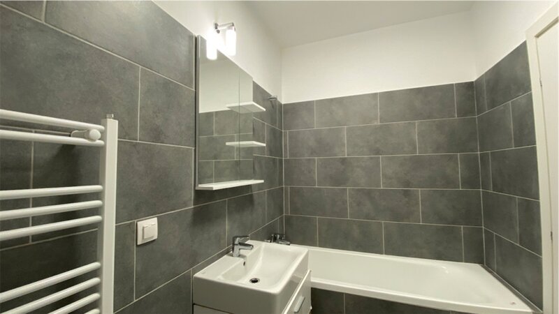 Atria Urban Resort, 2 camere cu gradina si acces la piscina.